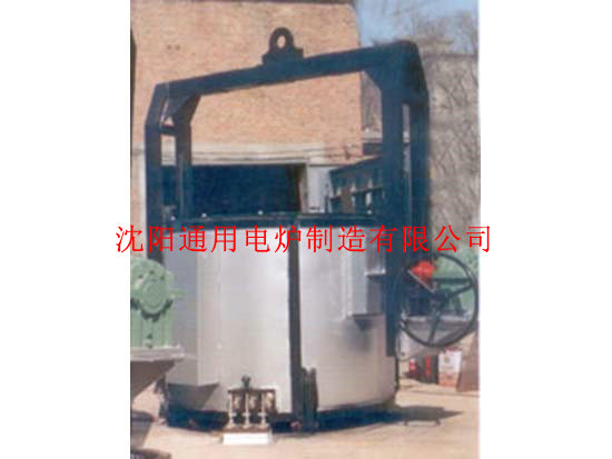 翻轉(zhuǎn)式坩鍋熔化爐展示